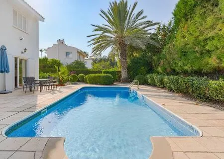 Amazing Pool&garden 50 M Sandy *