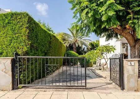 Amazing Pool&garden 50 M Sandy *